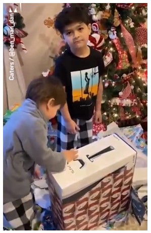 Boy rejects PlayStation 5 gift because he wanted PC for Christmas (Watch video) - boy rejects ps5 new