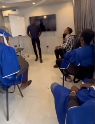 Nigerian youths flaunt certificate as they graduate from mechanic training school in style - mechanics graduate