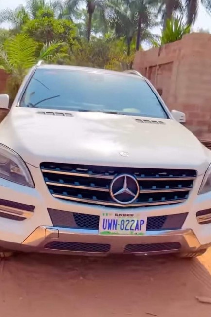 Palm wine tapper buys Mercedes Benz, builds two house (Photos/Video) - palm wine tapper house benz2