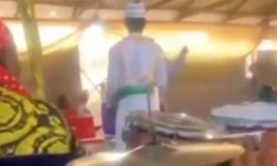 Shame on you - Pastor fumes at church members for dropping N100 as offering (Video) - pastor church 100 offering 1