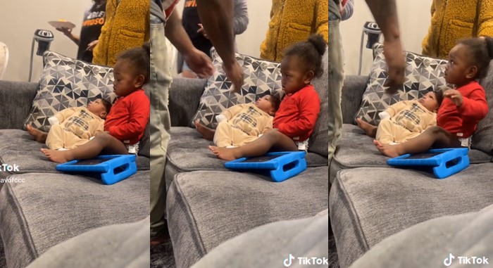 Protective 1-yr-old boy refuses to let anyone touch newborn baby brother (Video) - protective boy baby brother 1