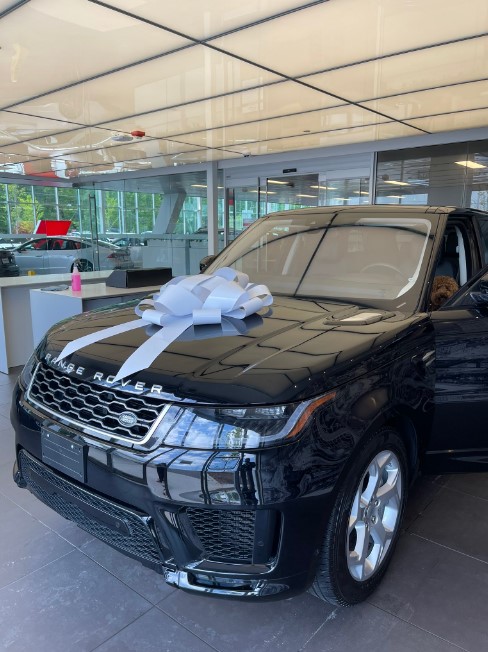 Nigerian singer buys Range Rover as Valentine gift for his woman - singer lexxy range rover woman2