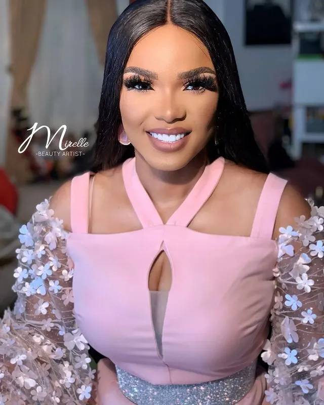 Actress Iyabo Ojo receives gift for being boldly Obidient (Video) - iyabo ojo obidient
