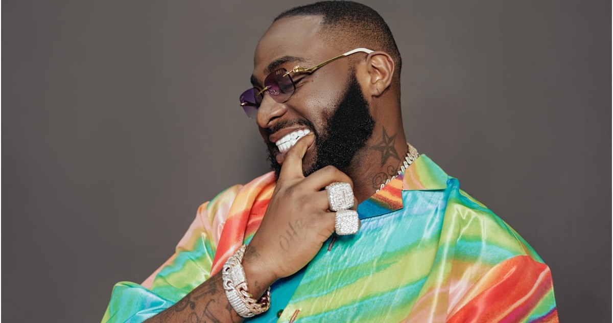 Davido speaks after being blasted for calling Burna Boy ‘new cat’ (Video)