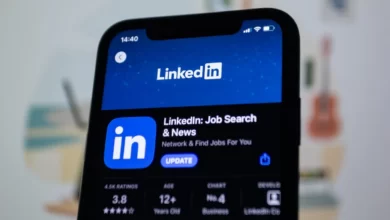 Tips on Building a Strong LinkedIn Profile