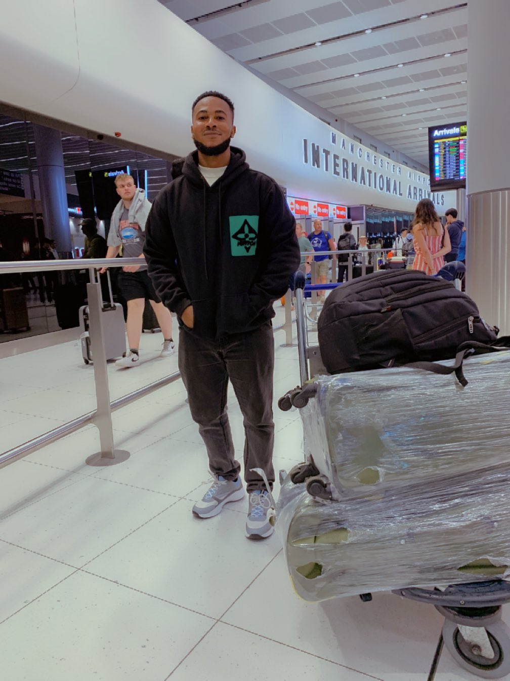 Man leaves Ibadan for UK