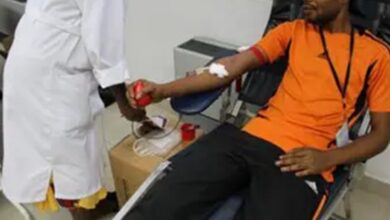 I sold my blood for N10k to buy birthday gift for my crush - Nigerian man narrates
